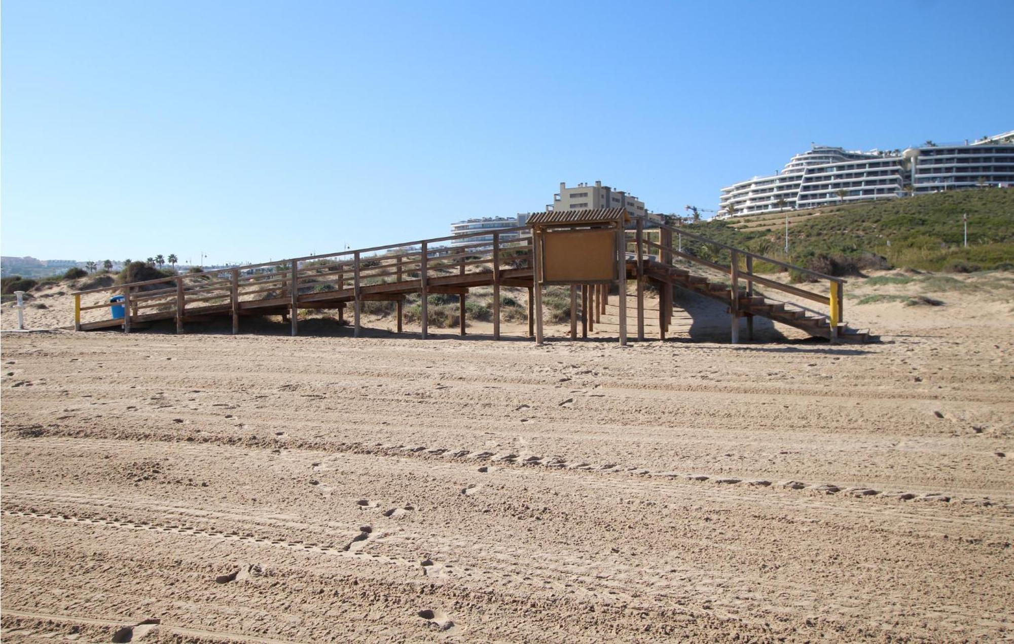 Beach Front Apartment In Los Arenales Del Sol Exterior foto